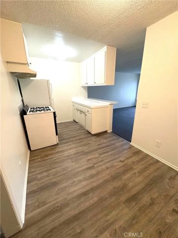 3920 Marathon Street 10, Los Angeles, CA 90029