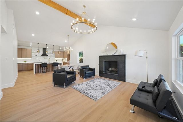 209 Charles Drive, Irving, TX 75060