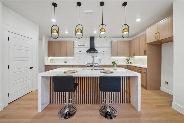 209 Charles Drive, Irving, TX 75060