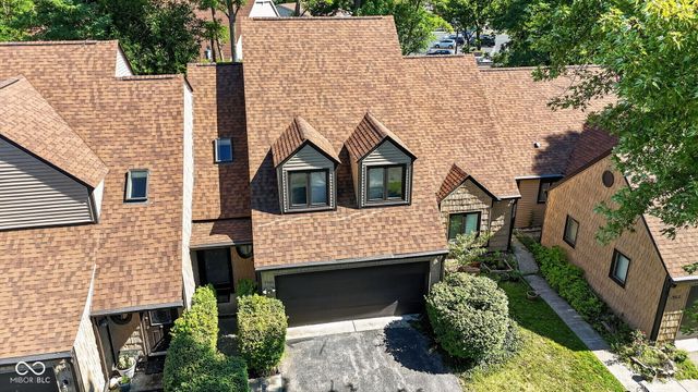 5960 Highgate Circle E, Indianapolis, IN 46250