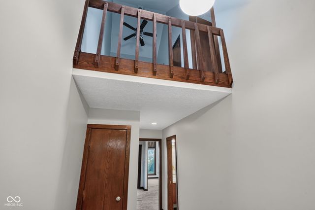 5960 Highgate Circle E, Indianapolis, IN 46250