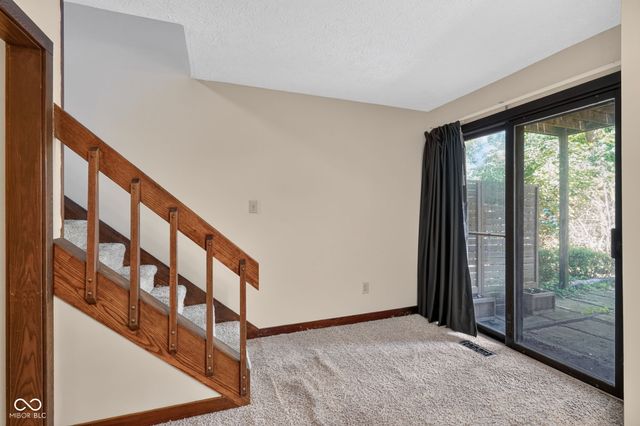 5960 Highgate Circle E, Indianapolis, IN 46250