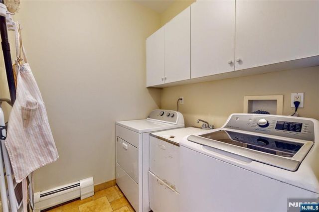 10 Hope Street, Montvale, NJ 07645