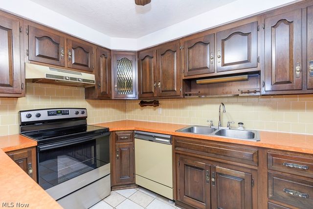 43254 Dellefield Road, Elyria, OH 44035