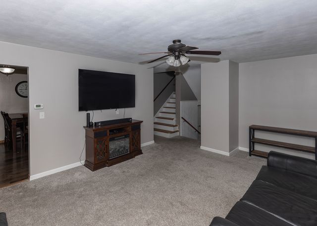 2715 8th Street, East Moline, IL 61244