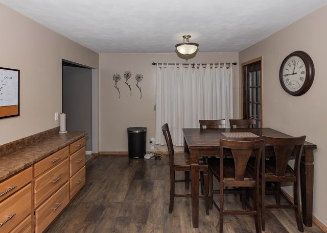 2715 8th Street, East Moline, IL 61244