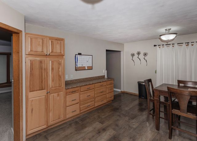 2715 8th Street, East Moline, IL 61244