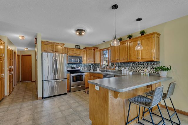1703 5th Avenue N, Sauk Rapids, MN 56379
