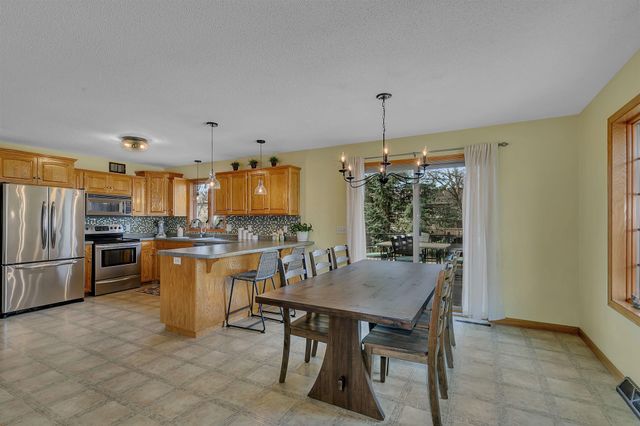 1703 5th Avenue N, Sauk Rapids, MN 56379