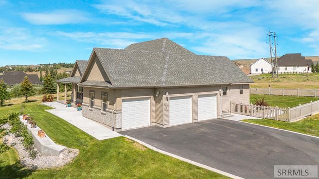 8065 S Black Hawk Drive, Idaho Falls, ID 83406