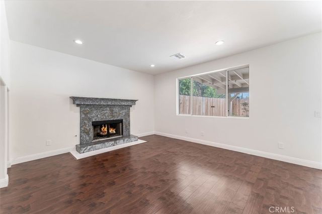 18808 Lull Street, Reseda, CA 91335