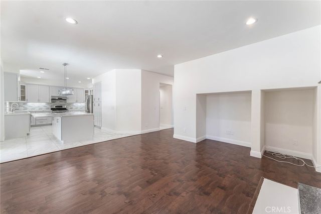 18808 Lull Street, Reseda, CA 91335