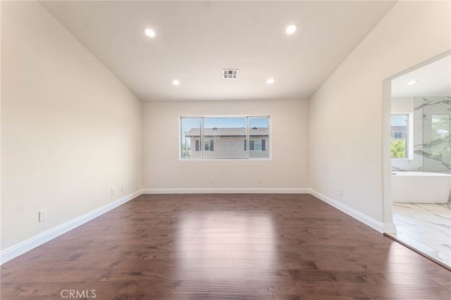 18808 Lull Street, Reseda, CA 91335