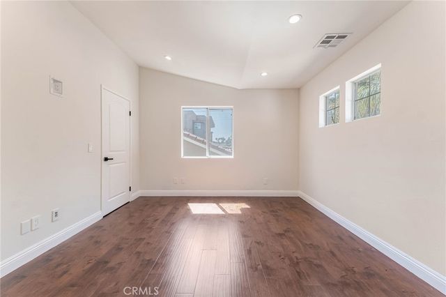 18808 Lull Street, Reseda, CA 91335