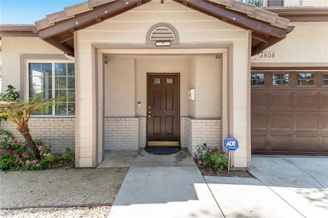 18808 Lull Street, Reseda, CA 91335