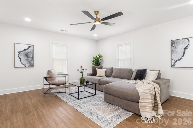 12101 Charing Grove Lane, Charlotte, NC 28273