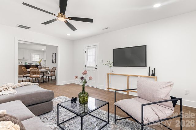 12101 Charing Grove Lane, Charlotte, NC 28273