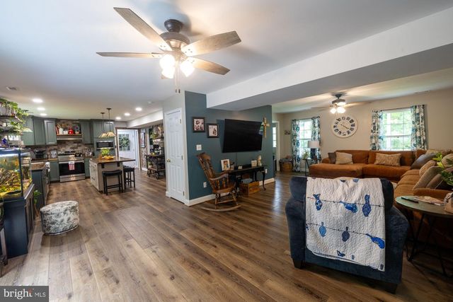 39390 SUMMITT HILL DR, Mechanicsville, MD 20659