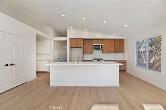 37258 Huckaby, Murrieta, CA 92562