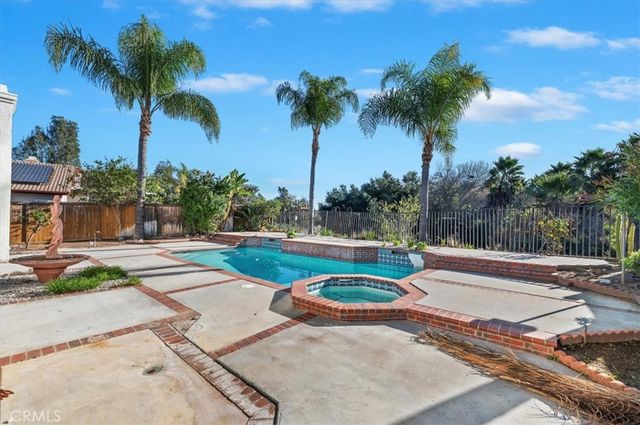37258 Huckaby, Murrieta, CA 92562