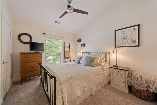 7637 W 78th Street, Overland Park, KS 66204