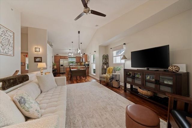 7637 W 78th Street, Overland Park, KS 66204