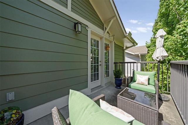 7637 W 78th Street, Overland Park, KS 66204