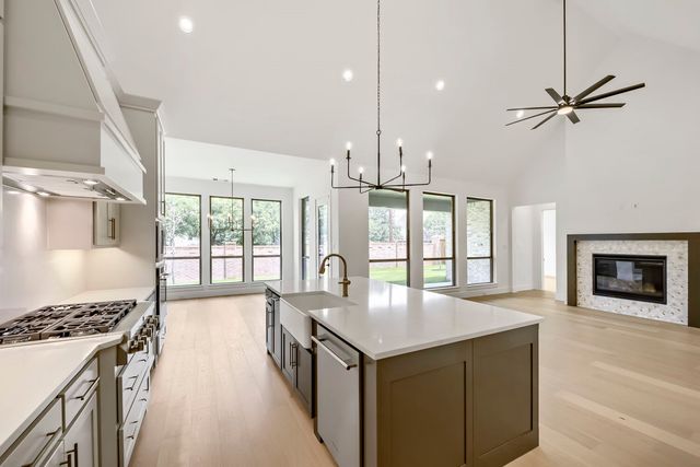 833 Bella Casa Drive, Keller, TX 76248