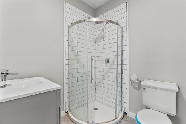 394 Gregory Street 2, Bridgeport, CT 06604