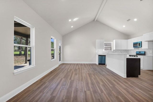 831 Augusta Drive, Lufkin, TX 75901