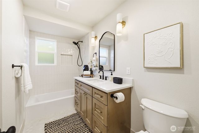 354 Farallone Avenue, Fircrest, WA 98466