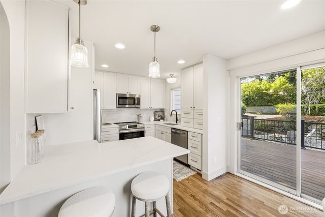 354 Farallone Avenue, Fircrest, WA 98466