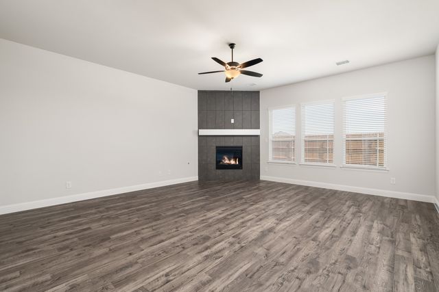 742 Oak Street, Lavon, TX 75166