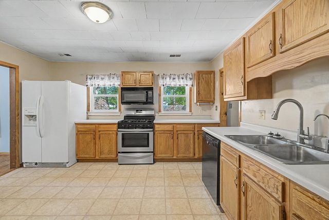 2907 May Street, Portage, IN 46368