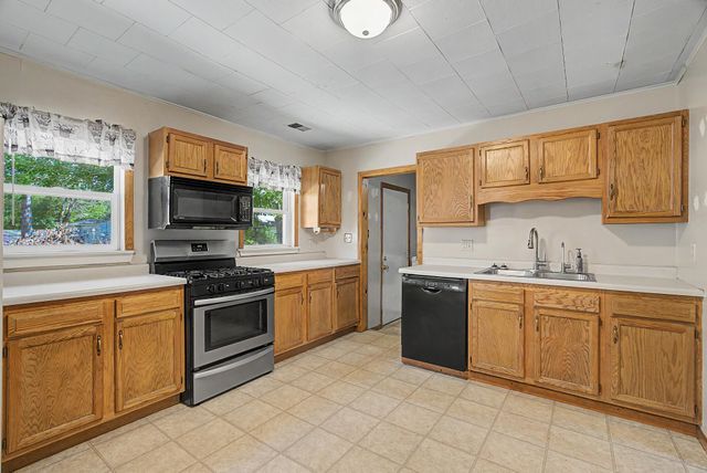 2907 May Street, Portage, IN 46368