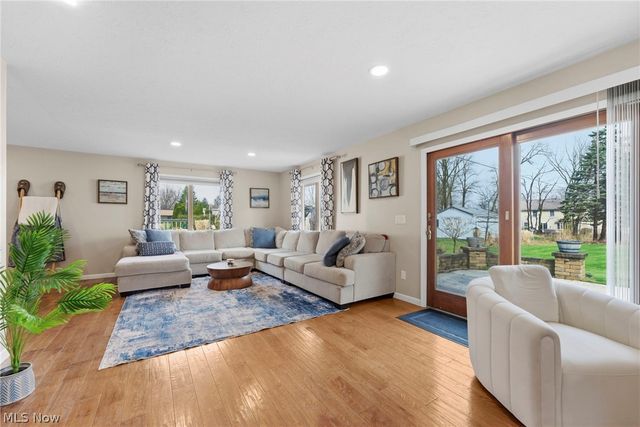 13876 Olde Orchard Road, Strongsville, OH 44136