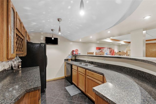 13876 Olde Orchard Road, Strongsville, OH 44136