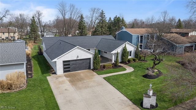 13876 Olde Orchard Road, Strongsville, OH 44136