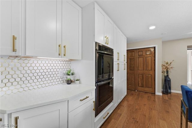 13876 Olde Orchard Road, Strongsville, OH 44136