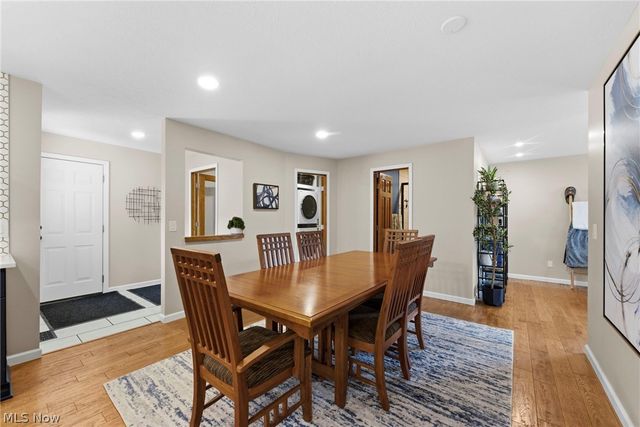 13876 Olde Orchard Road, Strongsville, OH 44136