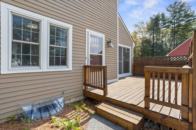 134 Russet Ln 134, Boxborough, MA 01719