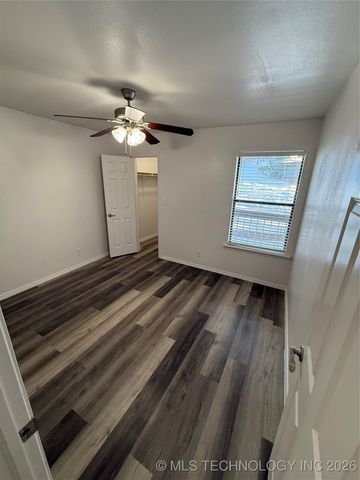 7721 S Yale Avenue 311, Tulsa, OK 74136