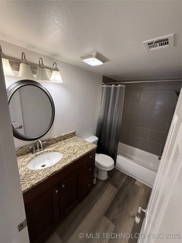 7721 S Yale Avenue 311, Tulsa, OK 74136