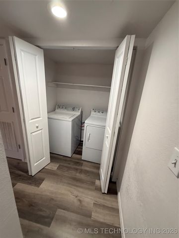 7721 S Yale Avenue 311, Tulsa, OK 74136