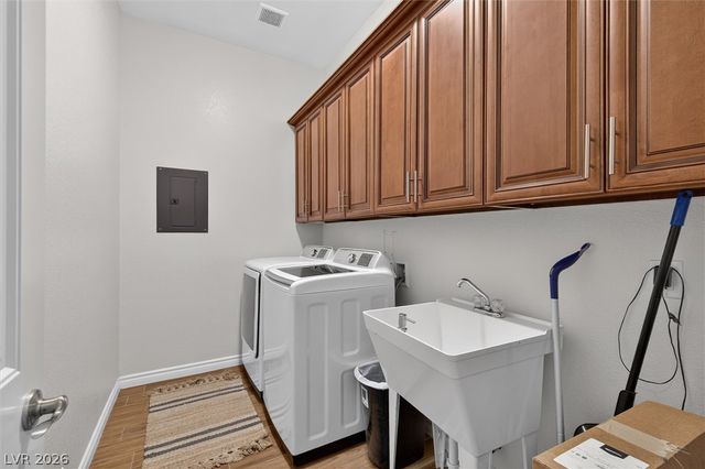 780 West Garden Lane, Pahrump, NV 89048