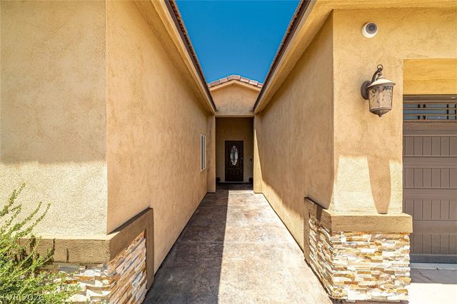 780 West Garden Lane, Pahrump, NV 89048