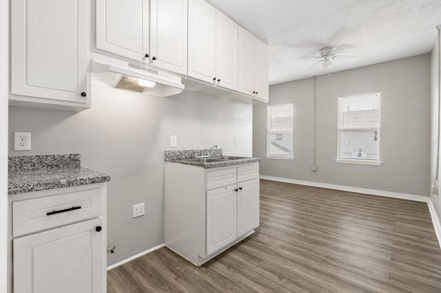 2205 Galveston Road 58, Houston, TX 77012