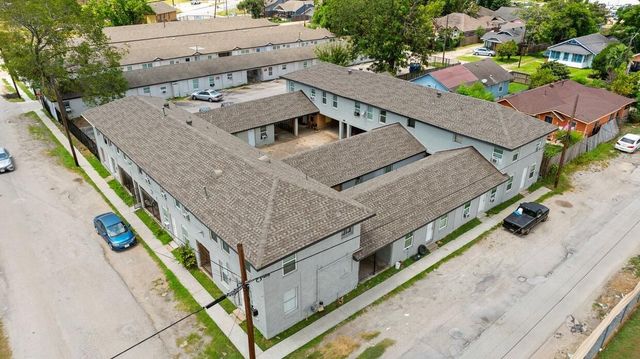 2205 Galveston Road 58, Houston, TX 77012