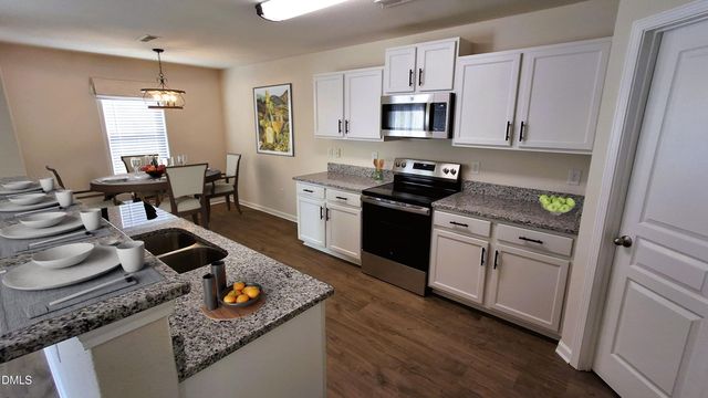 134 Pillow Lane, Burlington, NC 27217