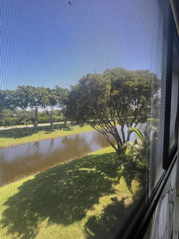 7185 HUNTINGTON Lane 306, Delray Beach, FL 33446